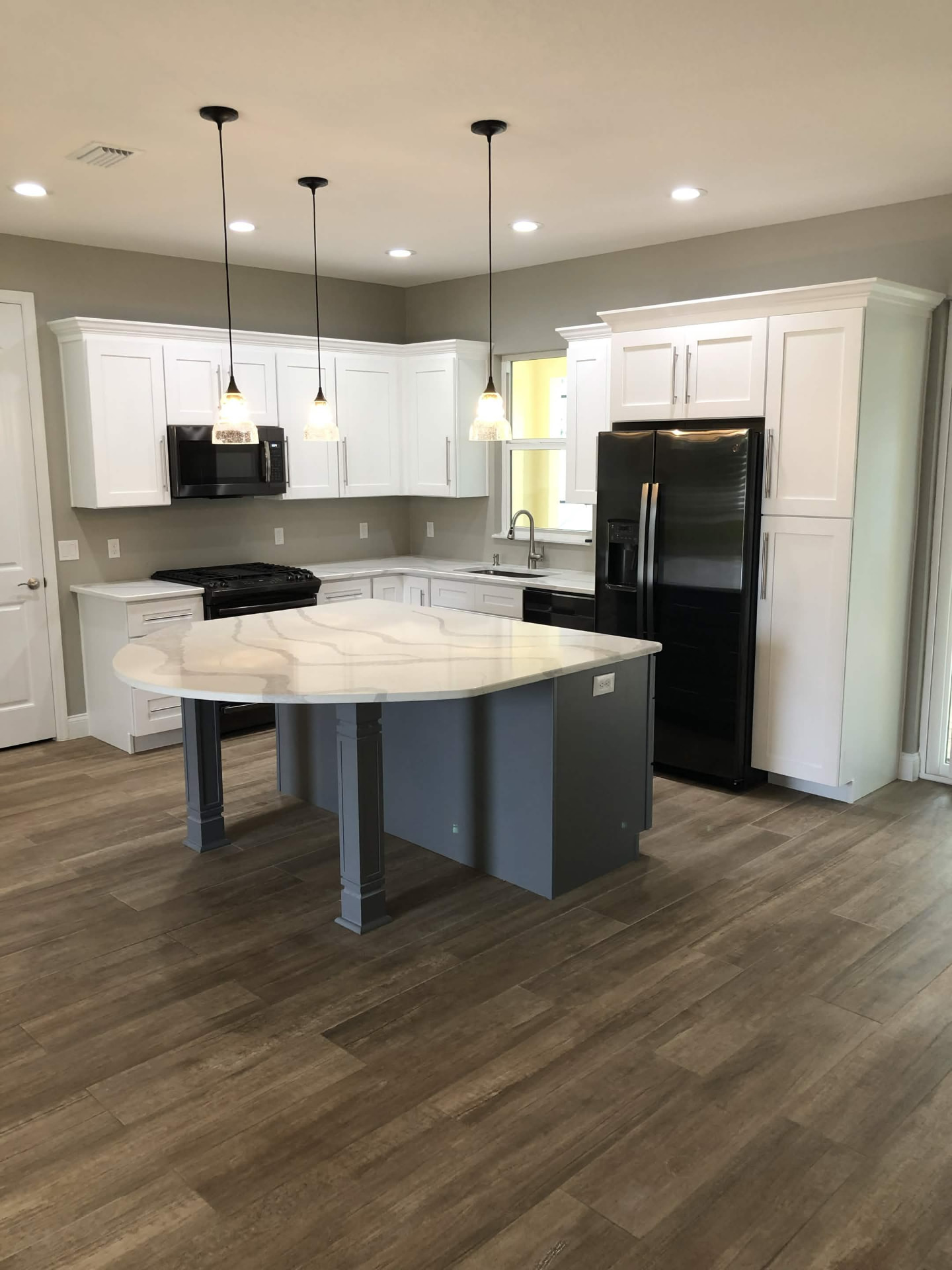 Curved Quartz Island — Custom Build
